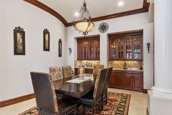 Dining room, Interior, Pendant Lights, Recessed Lighting