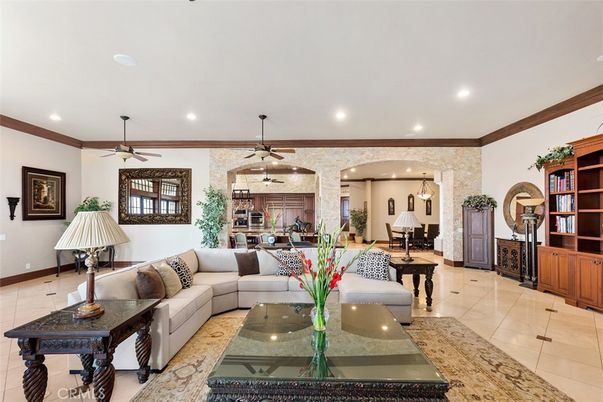 Dining room, Interior, Living room, Pendant Lights, Recessed Lighting, Stone Walls