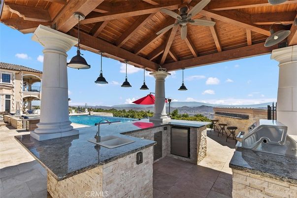 Exterior, Pendant Lights, Pool