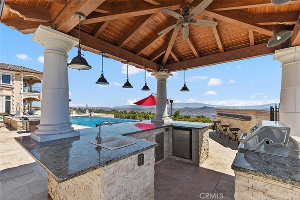 Exterior, Pendant Lights, Pool