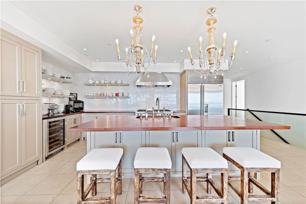 Chandelier, Interior, Kitchen, Recessed Lighting, Stainless Steel Appliances