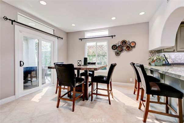 Dining room, Interior, Recessed Lighting