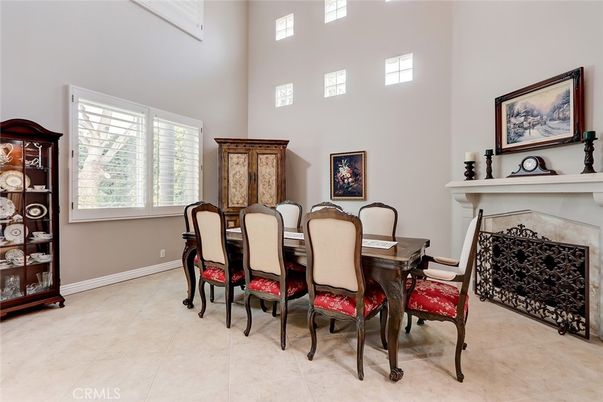 Dining room, Fireplace, Interior