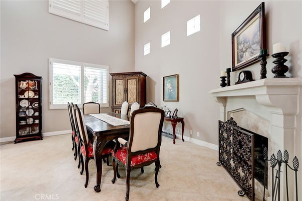 Dining room, Fireplace, Interior