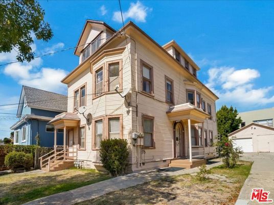 Detached Garage, Exterior, Facade, Queen Anne Victorian