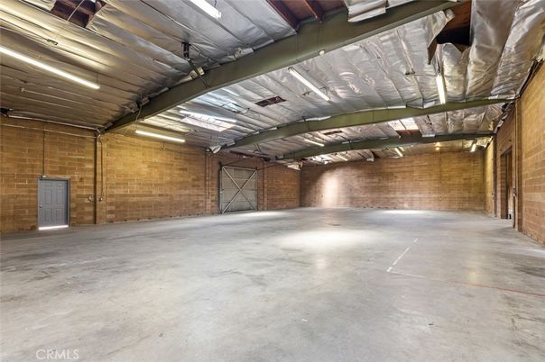 Garage, Interior, Stone Walls