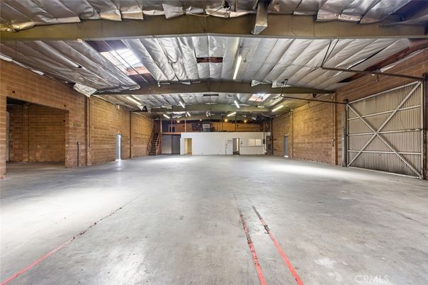 Garage, Interior, Stone Walls