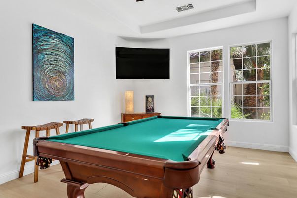Billiard Table, Game Room, Interior, Wood Texture Flooring
