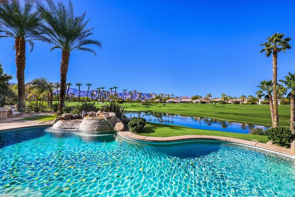 Exterior, Lake, Pool, Water