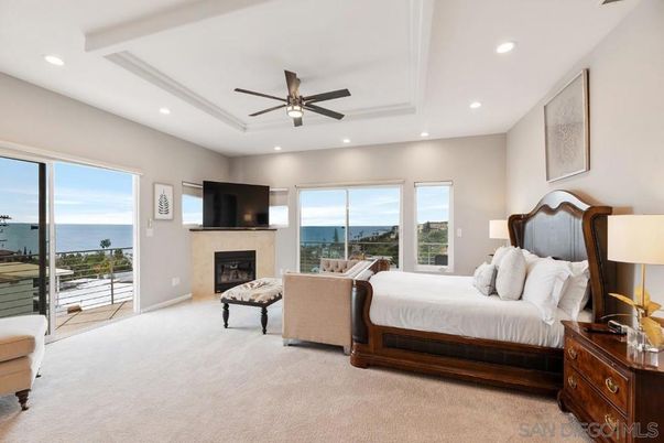 Bedroom, Fireplace, Interior, Recessed Lighting, Water