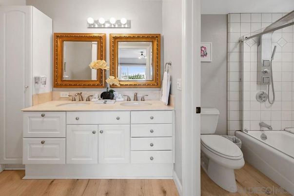 Bathroom, Dual Sink Vanities, Interior, Wood Texture Flooring