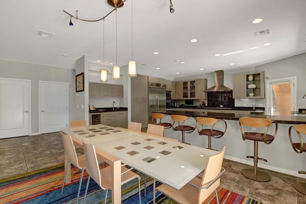 Dining room, Interior, Kitchen, Pendant Lights, Recessed Lighting, Stainless Steel Appliances