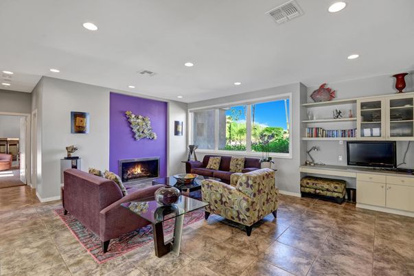 Fireplace, Interior, Living room, Recessed Lighting