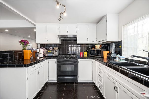 Interior, Kitchen, Tile Countertops