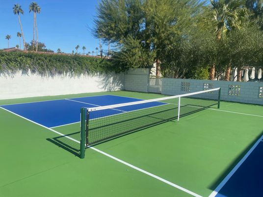 Exterior, Tennis Courts