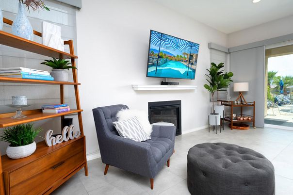 Fireplace, Interior, Recessed Lighting