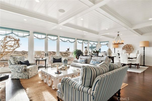 Chandelier, Dining room, Interior, Living room, Recessed Lighting, Wood Texture Flooring