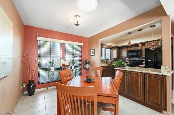 Dining room, Interior, Kitchen, Pendant Lights
