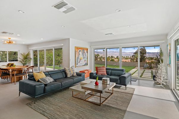 Dining room, Interior, Living room, Pendant Lights, Recessed Lighting