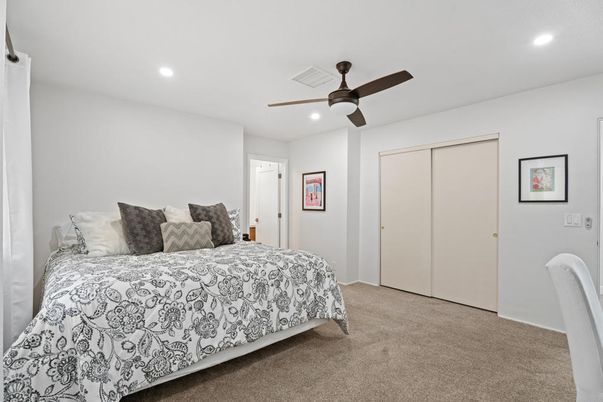Bedroom, Interior, Recessed Lighting