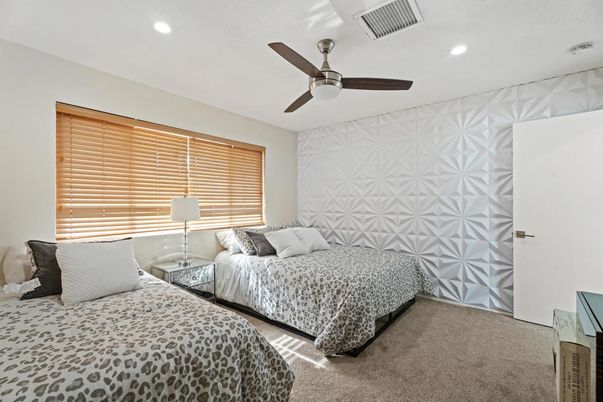 Bedroom, Interior, Recessed Lighting