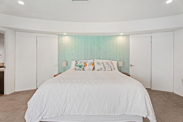 Bedroom, Interior, Recessed Lighting