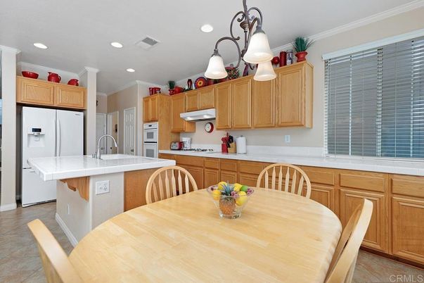 Dining room, Interior, Kitchen, Recessed Lighting