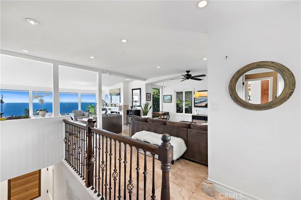 Interior, Living room, Recessed Lighting, Water