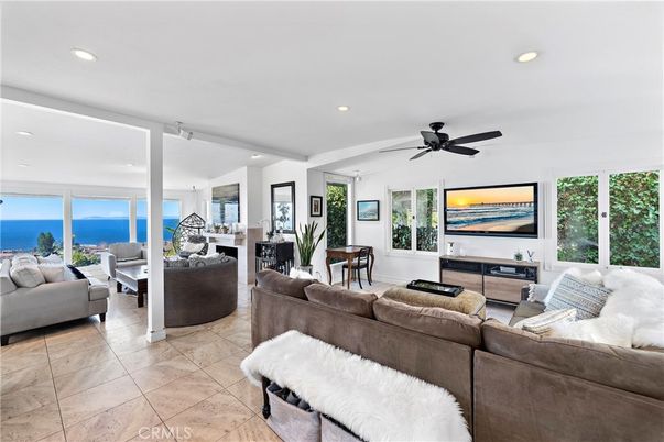 Dining room, Interior, Living room, Recessed Lighting, Water