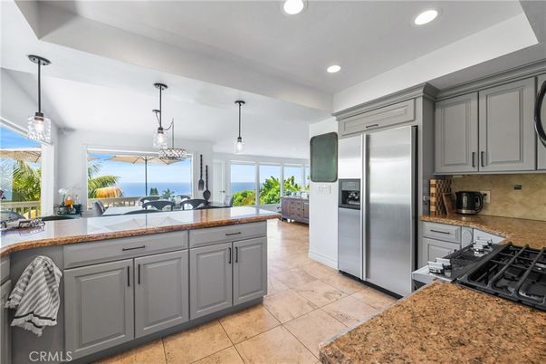 Interior, Kitchen, Pendant Lights, Recessed Lighting, Stainless Steel Appliances, Water