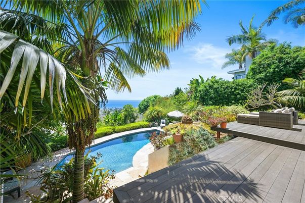 Exterior, Pool, Water