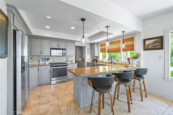 Interior, Kitchen, Pendant Lights, Recessed Lighting, Stainless Steel Appliances