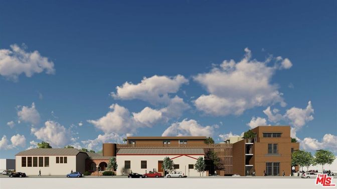 Exterior, Facade, Modern