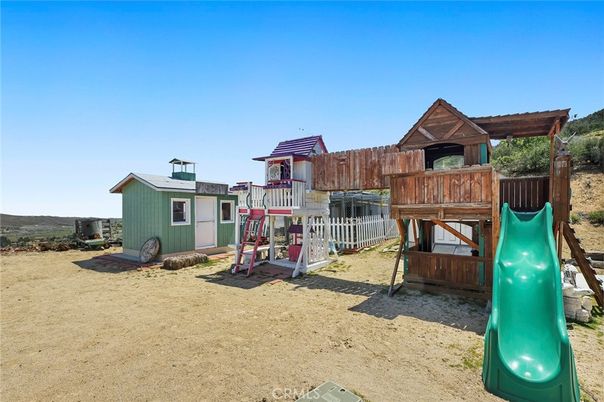 Backyard, Exterior, Playground