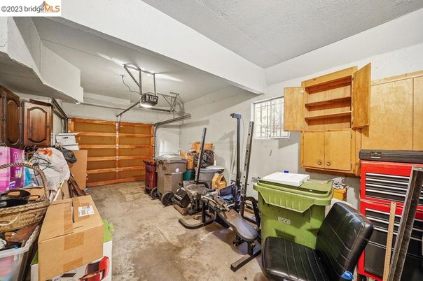 Garage, Interior