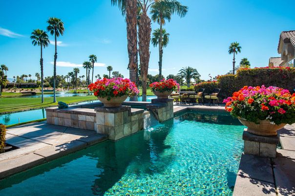 Exterior, Pool, Water
