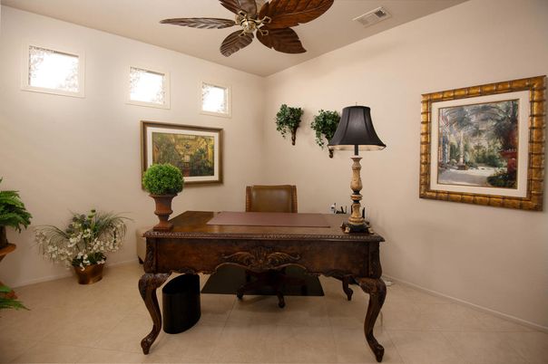 Home Office, Interior