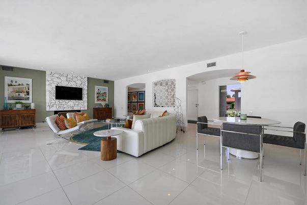 Dining room, Interior, Living room, Pendant Lights