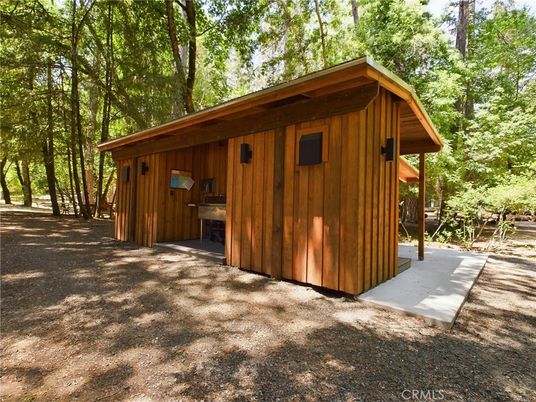 Exterior, Hot Tub