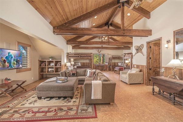 Interior, Living room, Recessed Lighting, Wooden Beams, Wooden Ceilings