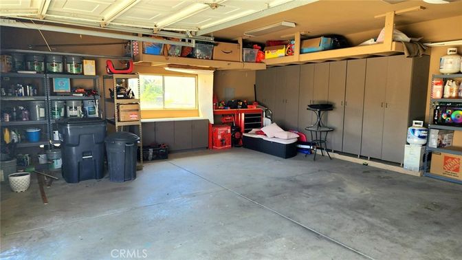 Garage, Interior