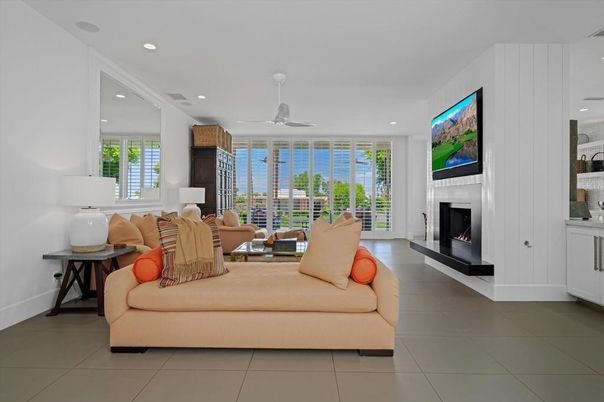 Fireplace, Interior, Living room, Recessed Lighting