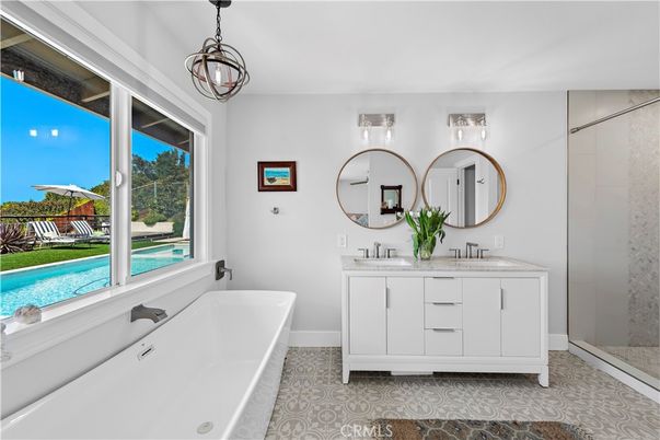 Bathroom, Dual Sink Vanities, Free Standing Baths, Interior, Pendant Lights