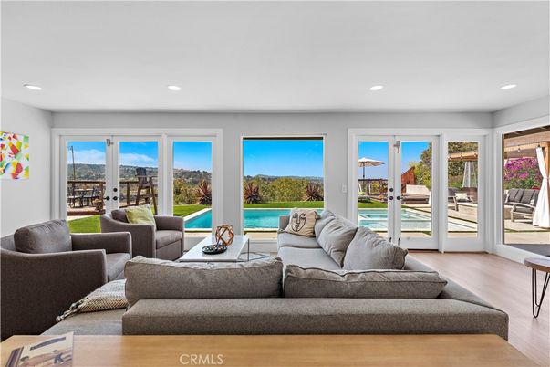 Interior, Living room, Recessed Lighting, Water, Wood Texture Flooring