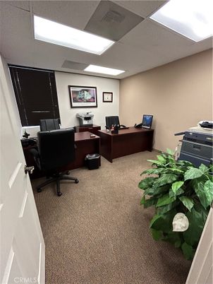 Home Office, Interior