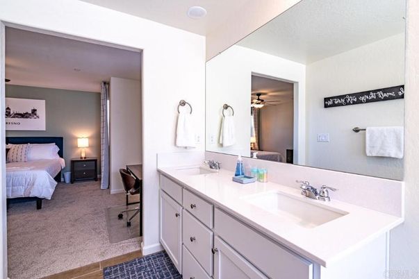 Bathroom, Bedroom, Dual Sink Vanities, Interior