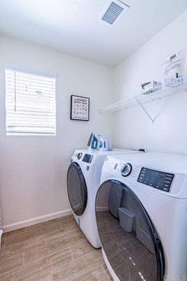 Interior, Washer, Wood Texture Flooring