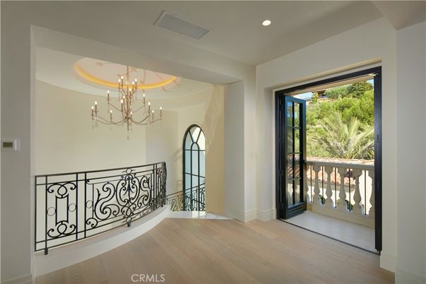 Chandelier, Interior, Recessed Lighting, Wood Texture Flooring