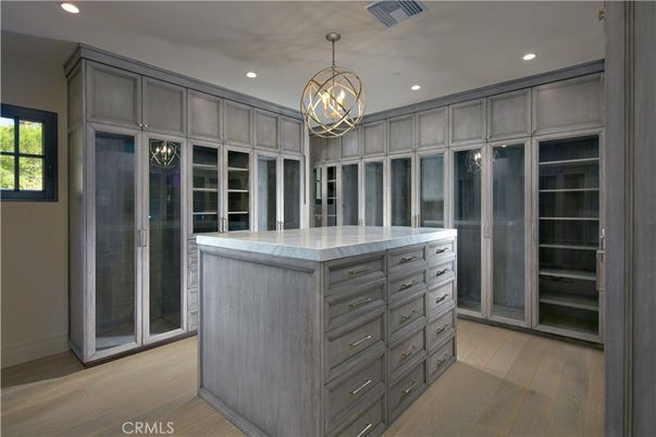 Interior, Pendant Lights, Recessed Lighting, Wood Texture Flooring