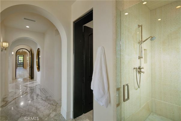 Bathroom, Interior, Marble, Recessed Lighting